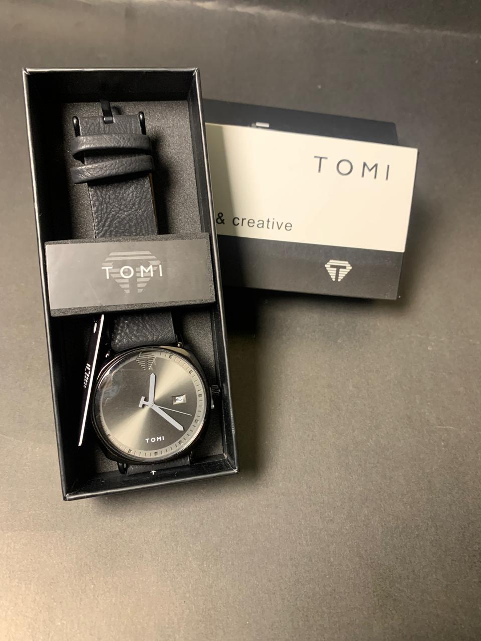 TOMI T-044 Men's Watch Quartz Date Leather Strap