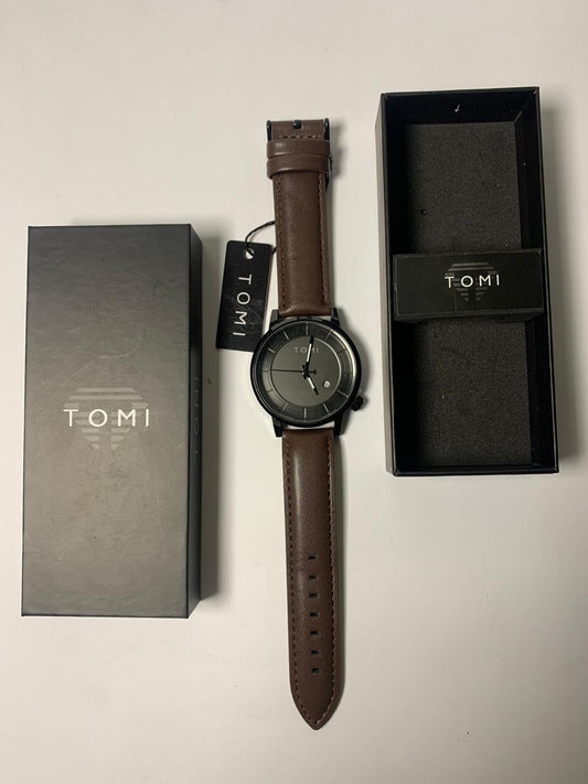 TOMI T-101 Casual Men's Watch Date Quartz Round Dial