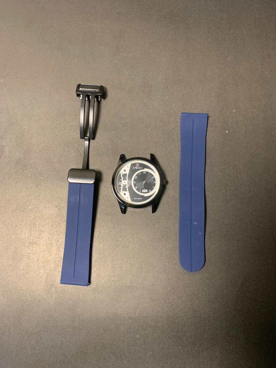 Reward Face Gear Quartz Watch – Dual Strap Set | Modern Mechanical Design for Trendsetters
